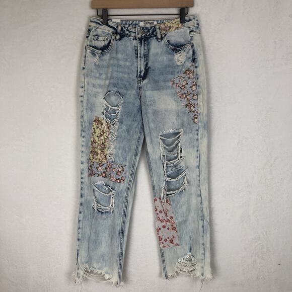 VTG ALMOST FAMOUS Patchwork Acid Wash Jeans Sz 9 Lt Blue Boho Distressed Denim - Picture 1 of 9